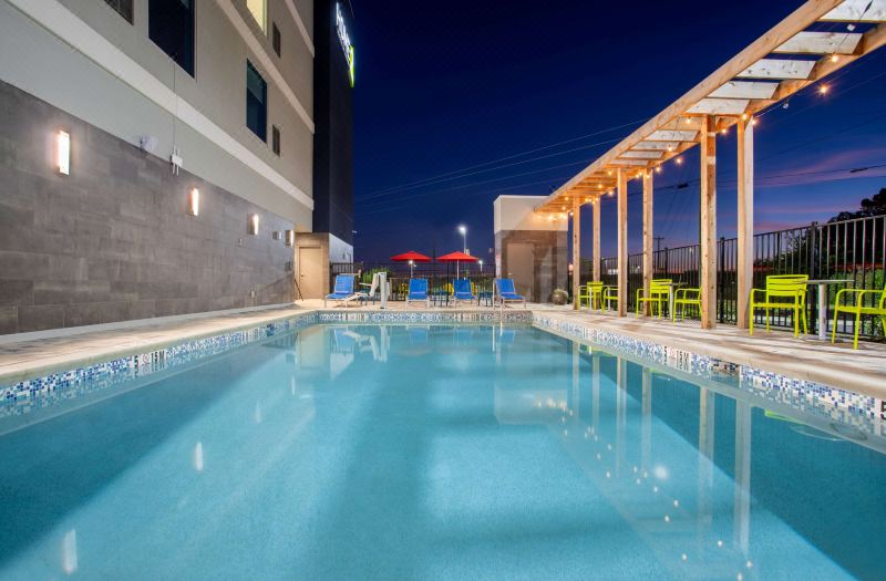 Home2 Suites by Hilton Calhoun photo 2