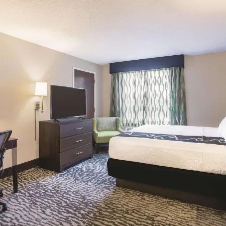 Comfort Inn & Suites Clearwater South
