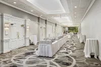 芝加哥西北/克里斯特爾萊克/會議中心假日酒店