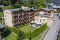 Hotel AlpinaRos Hotels near Berghof