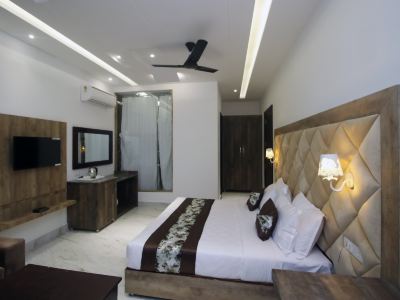 Hotel 8th Planet