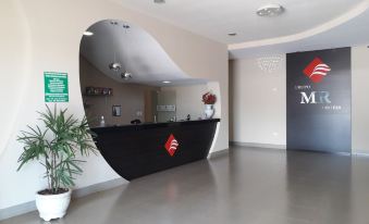 Emmis Park Hotel