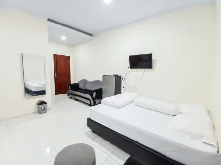 Maherza Syariah Homestay Gorontalo RedPartner Отели в г. Горонтало