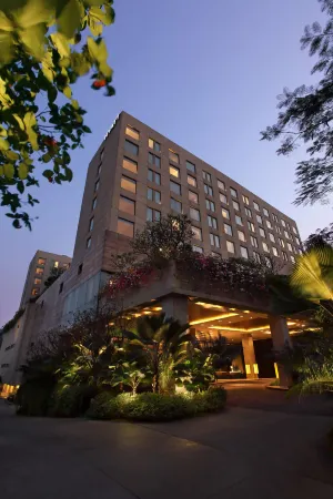 Hyatt Pune Отели рядом с достопримечательностью «Читтаранян Ватика»