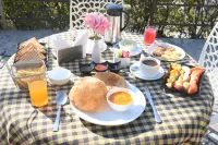 Skywood Resort Hotels in Kandaghat