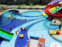 Grand Aquarium Hotel Pangandaraan - Strand