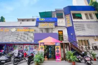 FabHotel Shubham Inn - Nr Jain Mandir, Bhandup West Hotels near S.K.Traders all Types Of Packing Material