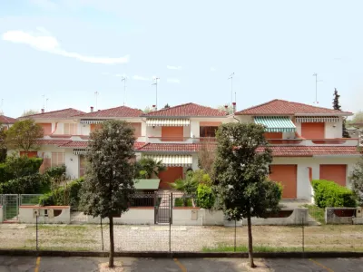 Accogliente villa con giardino privato - Beahost Hotel in zona Caorle