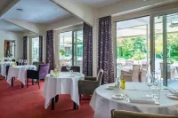 Landgoed de Rosep Hotels in Ойстервейк