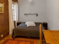 Kivalonmaa a Hotels near Äkäslompolo