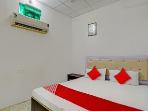 OYO Vijay Laxmi Hotel