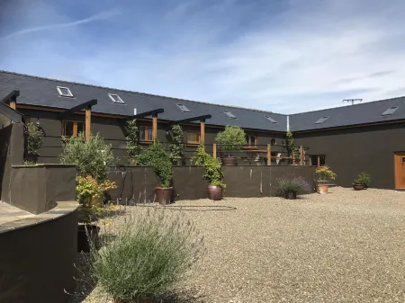 Lavender - Luxurious Barn Conversion