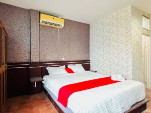 RedDoorz @ Best Hotel Jalan Dr. Sutomo Siantar