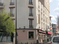 Hotel de La Place Hotels in Malakoff
