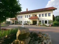 Weingut Sandwiese Winzerhotel Hotels in Guntersblum
