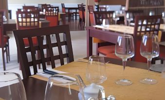 Hotel Restaurant Rive Gauche