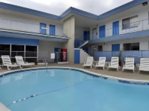 Red Carpet Inn Lancaster