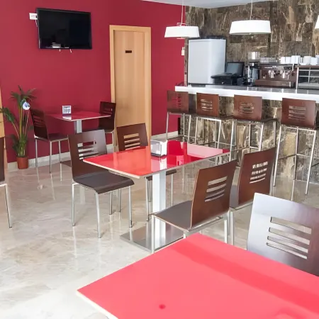 Hotel Senderos