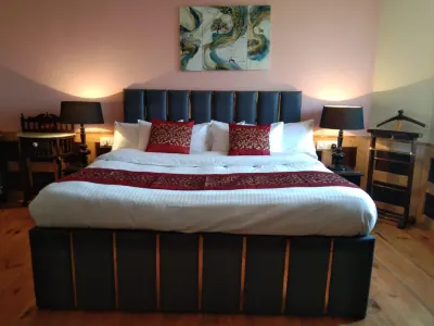 Naldehra House