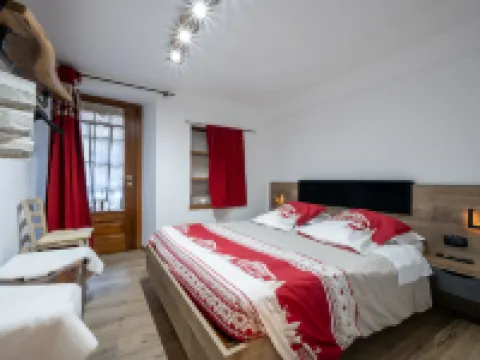 Maison Bonheur Hotels in La Salle