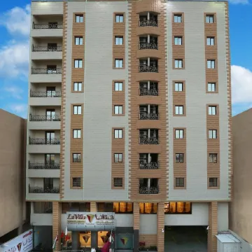 La Villa Suites Hotel