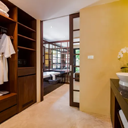 Anantasila Beach Resort Hua Hin Отели рядом с достопримечательностью «Суан Сон Прадипхат»