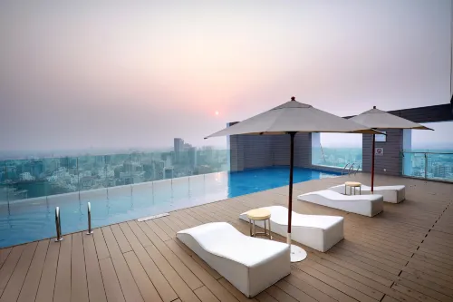 Crowne Plaza Dhaka Gulshan