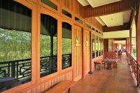 Kasuari Exotic Resort Magelang Hotels in Bandongan