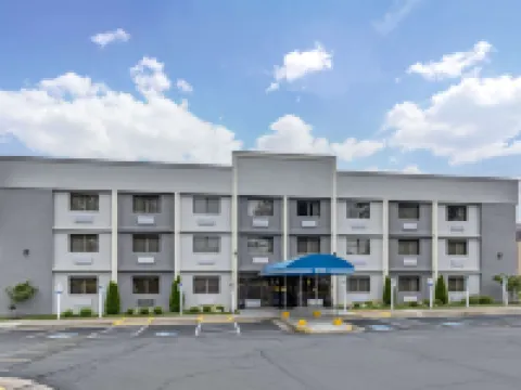 Comfort Inn Herndon-Reston Hotels in Herndon