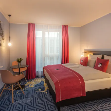 Holiday Inn - the niu, MOOD MAINZ by IHG