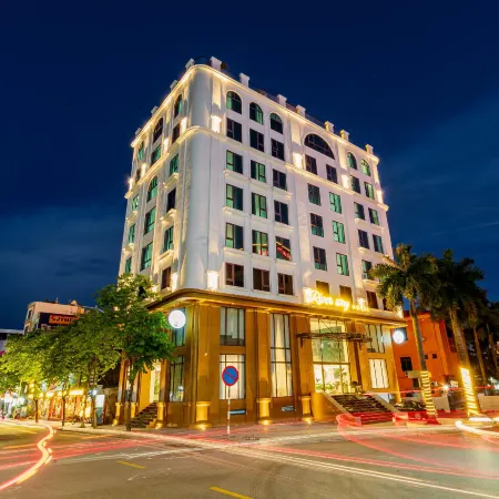 River Way Hotel Ha Long Отели рядом с достопримечательностью «Бухта Халонг»