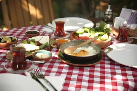 Sakız Kızı Alaçatı