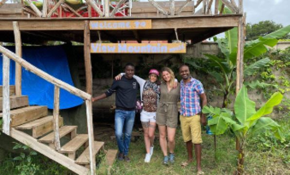 View Mountain House - Backpackers - Housity