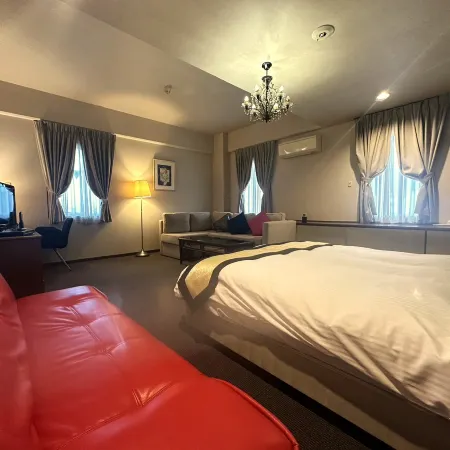 Royal Garden Hotel