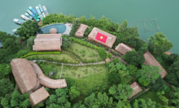 Mai Chau Hideaway Lake Resort