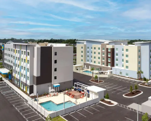 Tru by Hilton Jacksonville Airport I-95 Hotels in Duval County