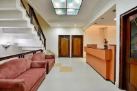 Hotel D R International