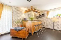 Tranquil Retreat in Hamoir, Belgium - Perfect for Families & Friends