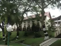 Ratu Hotel & Resort Hotels in Legok