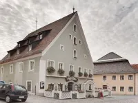 Hotel am Markt Hotels in Berching