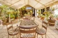 Capital O Colina Dorada 오악사카 호텔