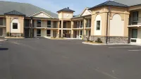 Baymont by Wyndham Clarksville