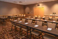 Holiday Inn Express Breezewood Hotels in Everett
