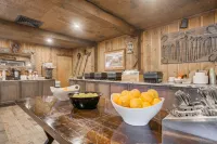 Ridgeline Hotel at Yellowstone, Ascend Hotel Collection Hotels in Gardiner