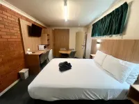 Adrian Motel Hotels in Forbes