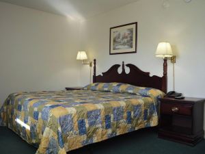 Brookville Inn by OYO Near Dayton International Airport