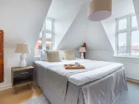 Sanders Leaves - 2Bdr Apt with Shared Roof Terrace Hotel a 