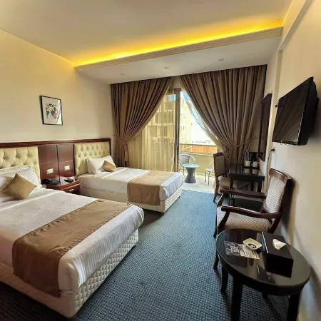 Midtown Hotel & Suites
