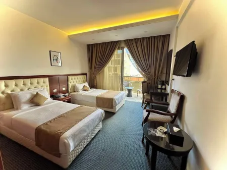 Midtown Hotel & Suites