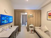 1BR Unit Condotel w Balcony FAME Residences #FM59